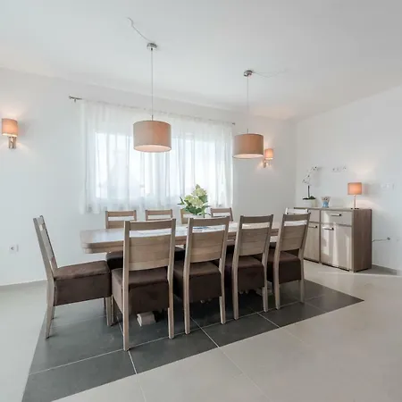 Dalmacija 365 Sukosan, Zadar County *