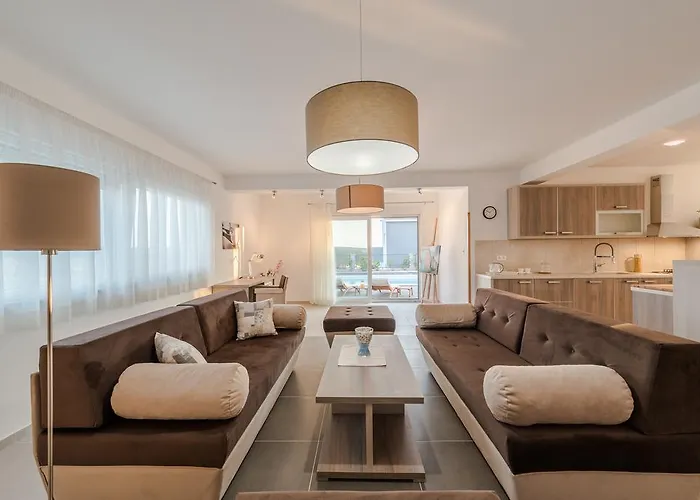 Dalmacija 365 Sukosan, Zadar County * Debeljak