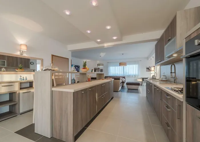 Dalmacija 365 Sukosan, Zadar County Villa