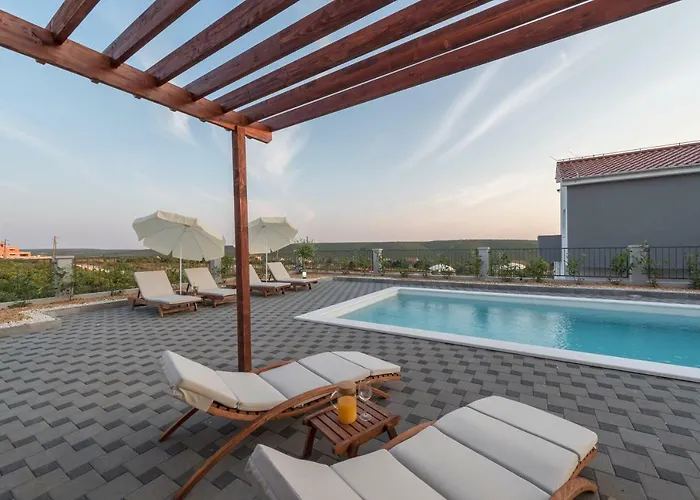 Dalmacija 365 Sukosan, Zadar County *