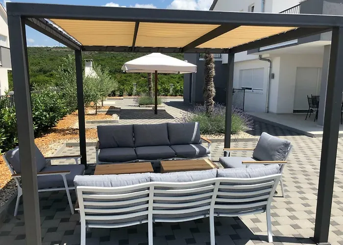 Dalmacija 365 Sukosan, Zadar County * Debeljak