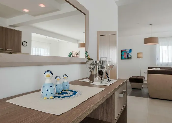 Dalmacija 365 Sukosan, Zadar County Villa