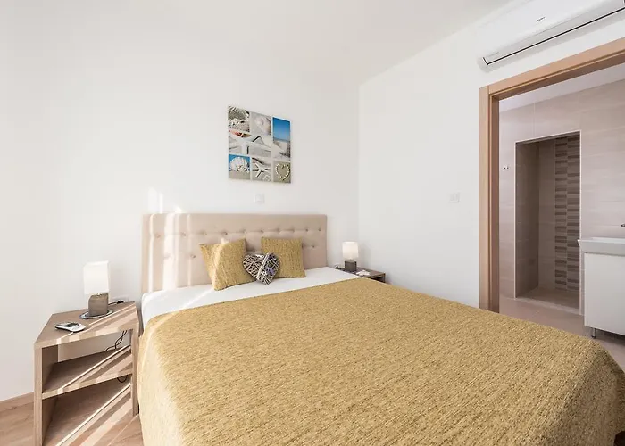 Dalmacija 365 Sukosan, Zadar County